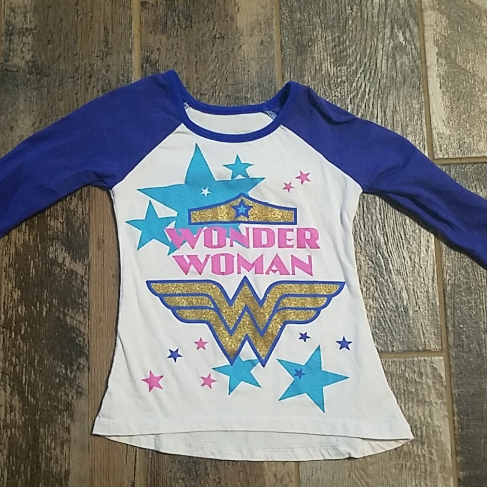 Wonder Women size 3T shirt